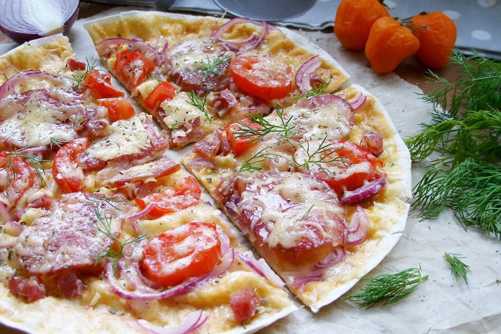 Пицца из лаваша — 6 простых рецептов приготовления