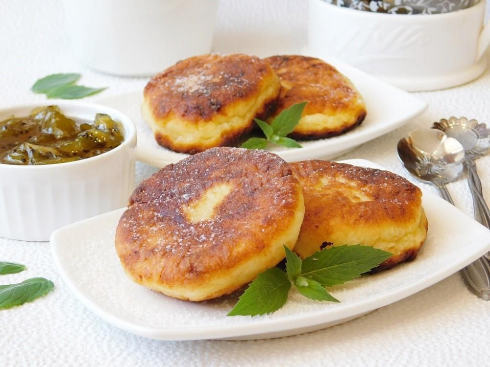 Сырники из творога на сковороде - простые и вкусные классические рецепты с пошаговым фото