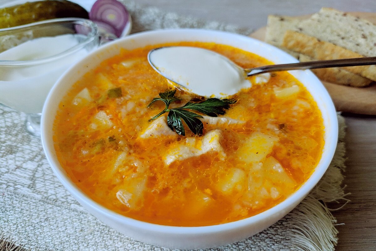 Рыбный суп с рисом (из консервы из семги): рецепты пошагово