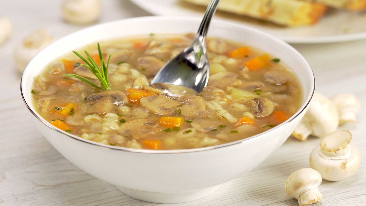 Суп с грибами – ароматный, сытный и наваристый + видео