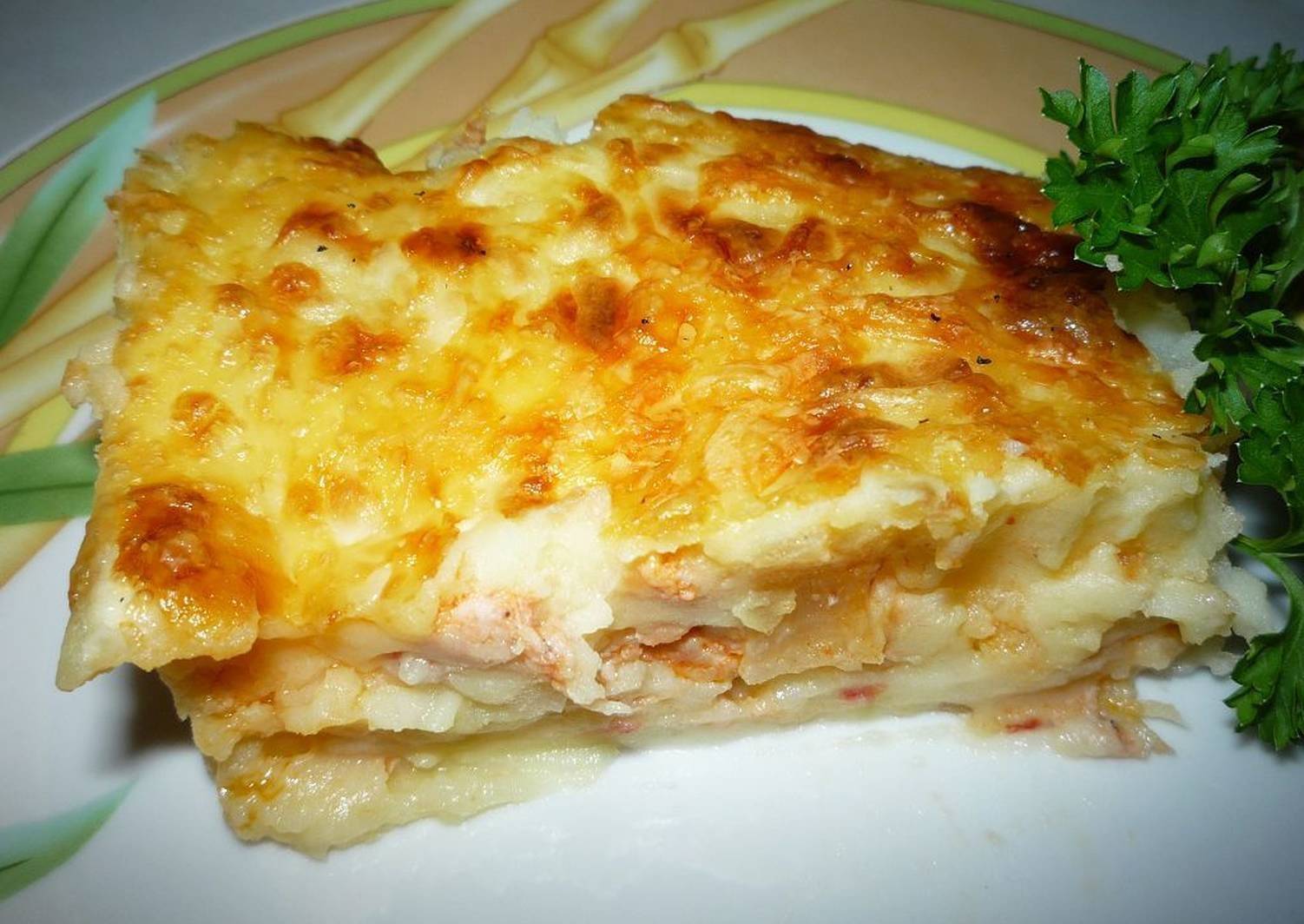 Картофельная запеканка с рыбой в духовке — 9 рецептов приготовления вкусной запеканки