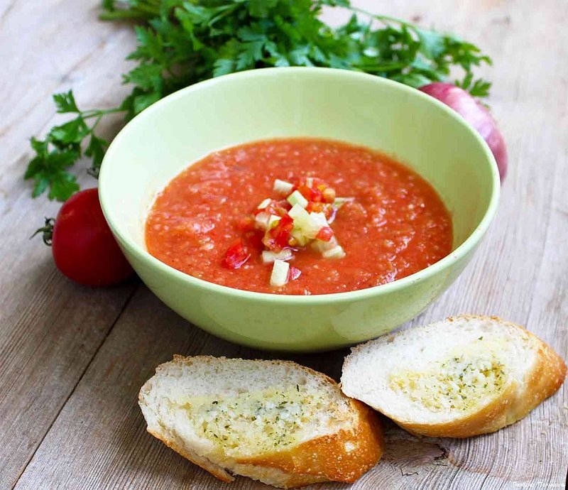 12 вкусных томатных супов на обед для всей семьи