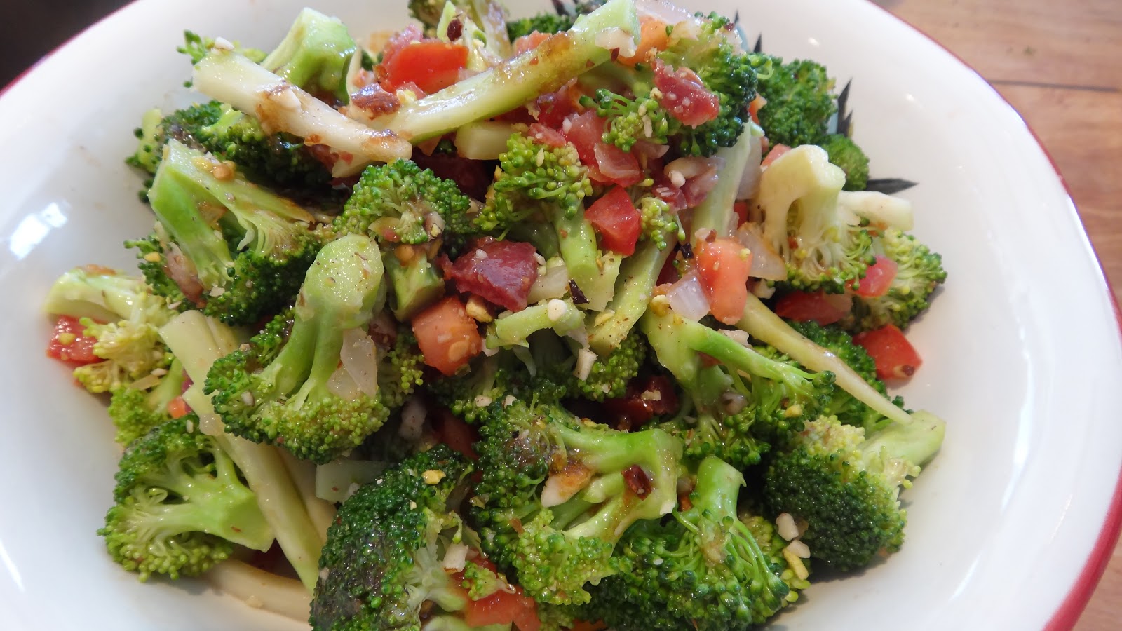 Салат из брокколи - пять лучших рецептов