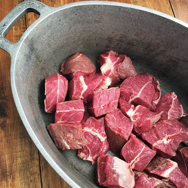 6 простых рецептов блинчиков с мясом 2022: самые вкусные пошаговые с фото