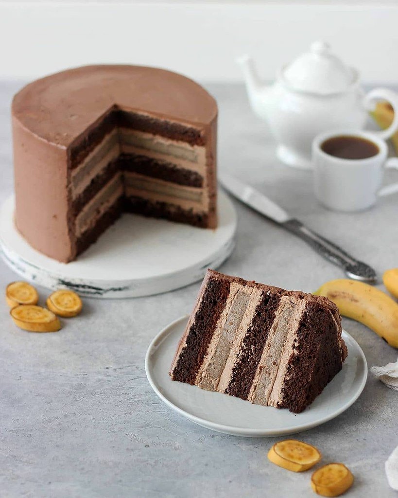 Лучшие рецепты шоколадно-бананового торта с в духовке и без выпечки