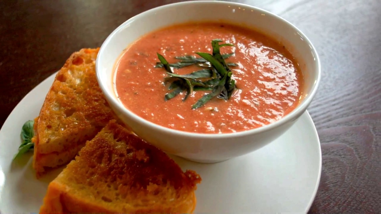 Суп с гренками - 10 рецептов с курицей, луком, томатами