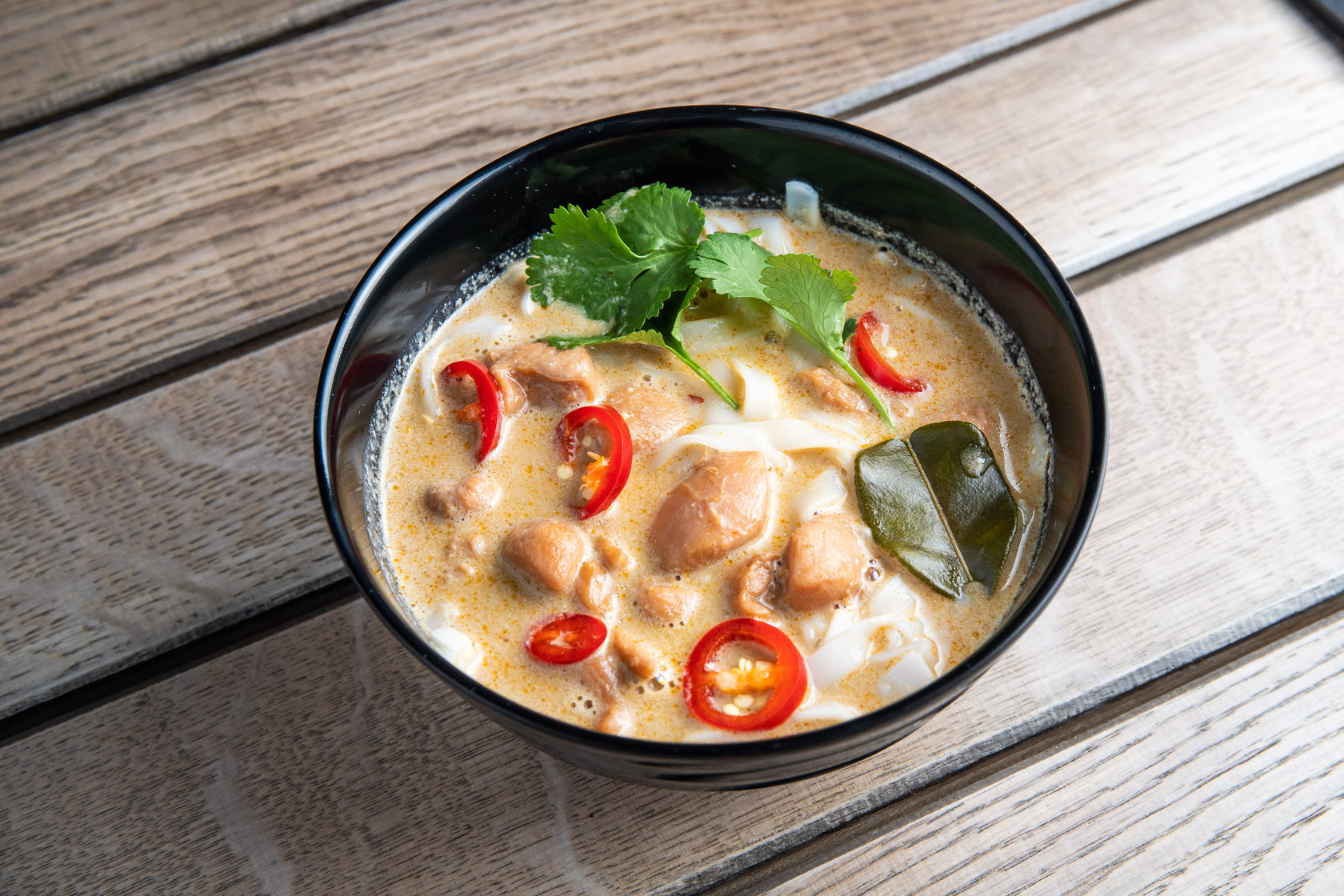 Как приготовить тайский суп том ям в домашних условиях. рецепты кокосового супа том ям пошагово с фото. вкусный том ям с курицей и морепродуктами. как правильно едят суп том ям. рецепты супа том ям в домашних условиях