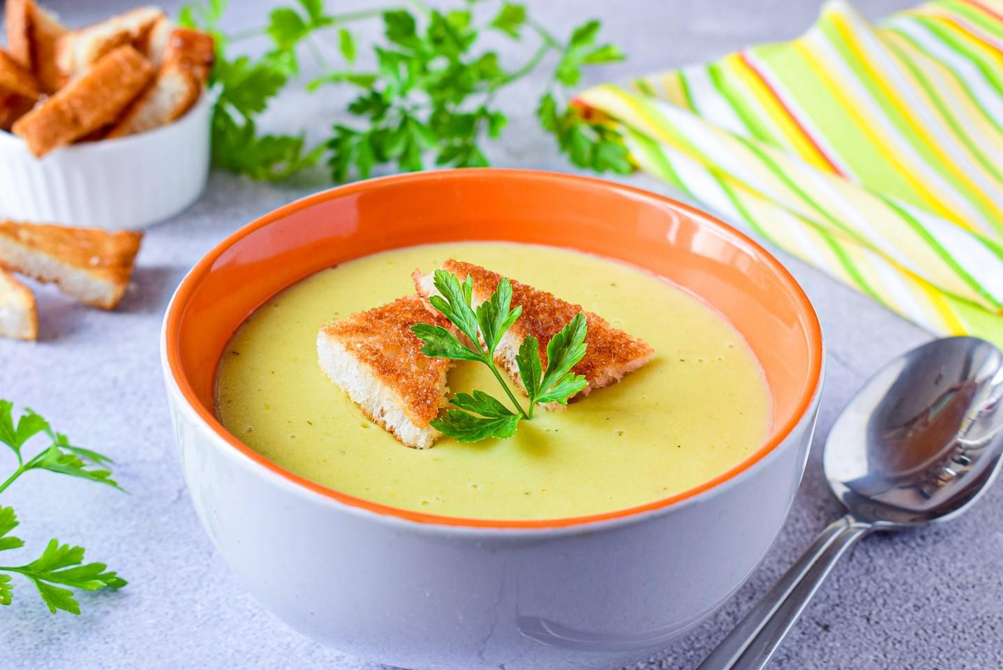 Вкусно, сытно и ярко: рецепты приготовления морковного супа-пюре