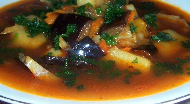 Суп с баклажанами - питательный и полезный для здоровья: рецепт с фото и видео
