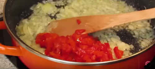 Паста с томатным соусом