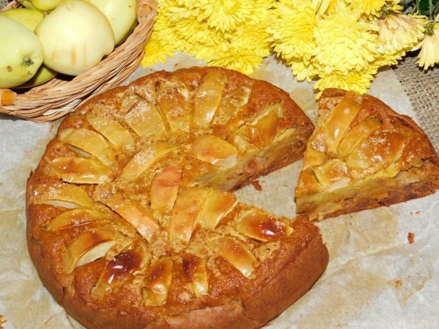 Пирог с тыквой и яблоками на кефире: простой рецепт вкуснейшей выпечки
