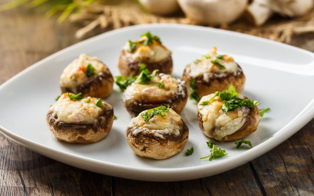 Салат с грибами шампиньонами – всегда вкусно, сытно и доступно: рецепт с фото и видео