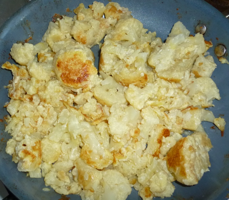 Кулебяка с капустой и яйцом | из дрожжевого и слоеного теста