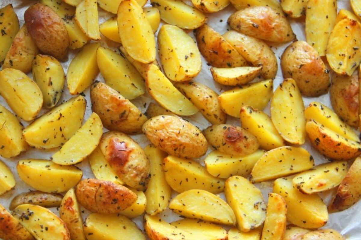 Печеная картошка в духовке рецепты | волшебная eда.ру