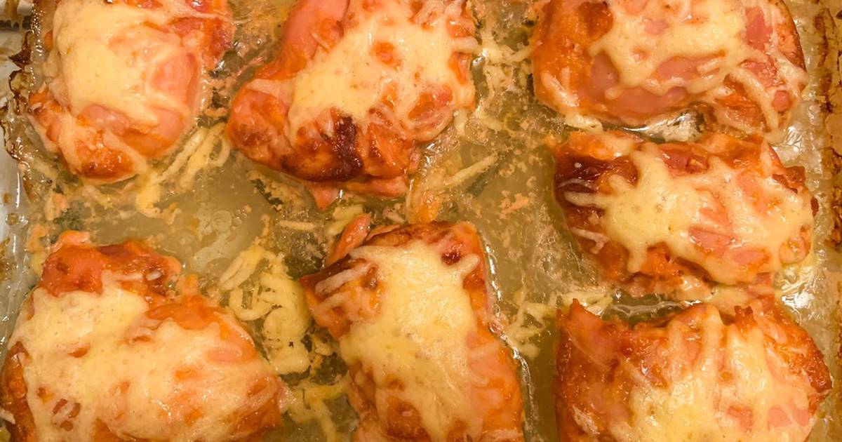 Готовим вкусные куриные бедра в духовке с ломтиками картошки — самые удачные рецепты