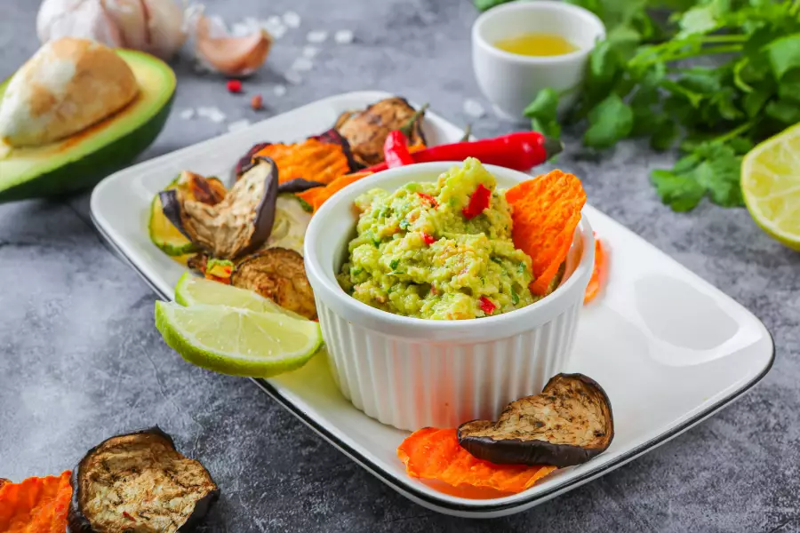 Салат с креветками и авокадо — идеальное сочетание!