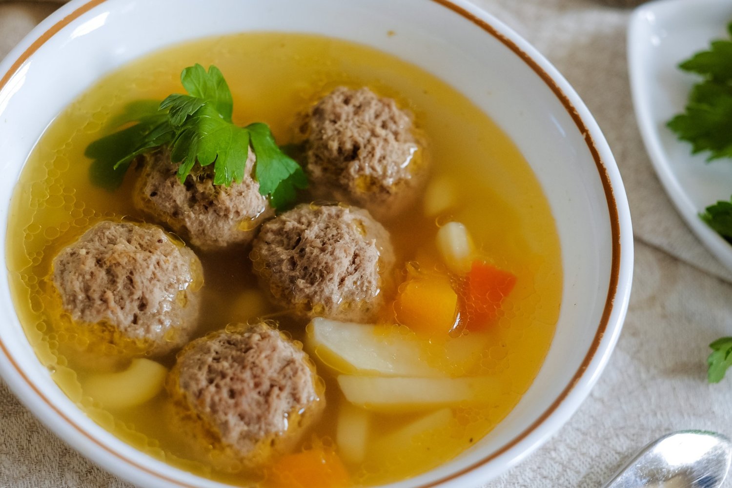 Самый вкусный суп с фрикадельками: топ-11 рецептов для детей и взрослых