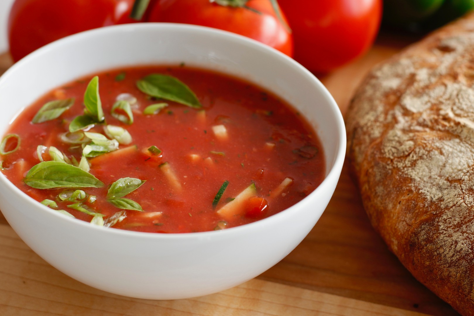 Суп гаспачо - как приготовить из помидоров, перцев, специй по пошаговым рецептам и правильная подача