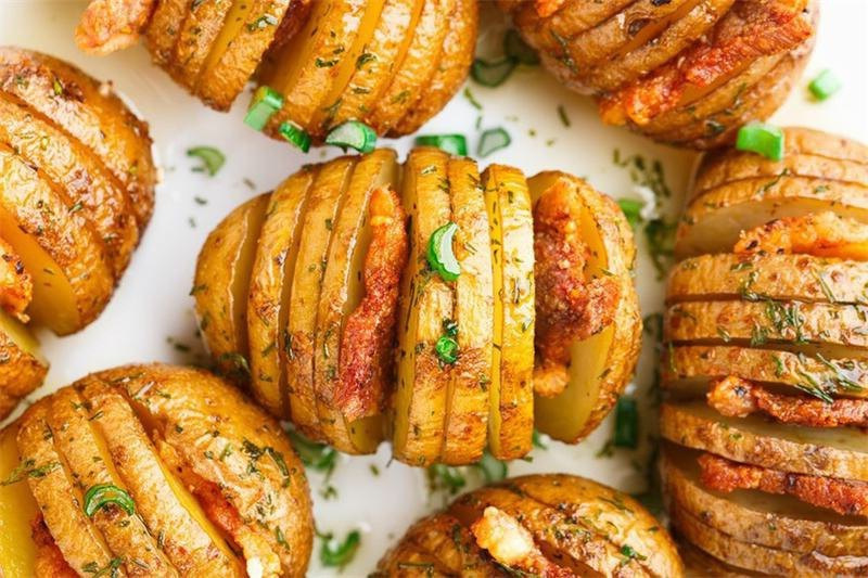 Картофельная бабка – 8 рецептов приготовления в духовке и мультиварке