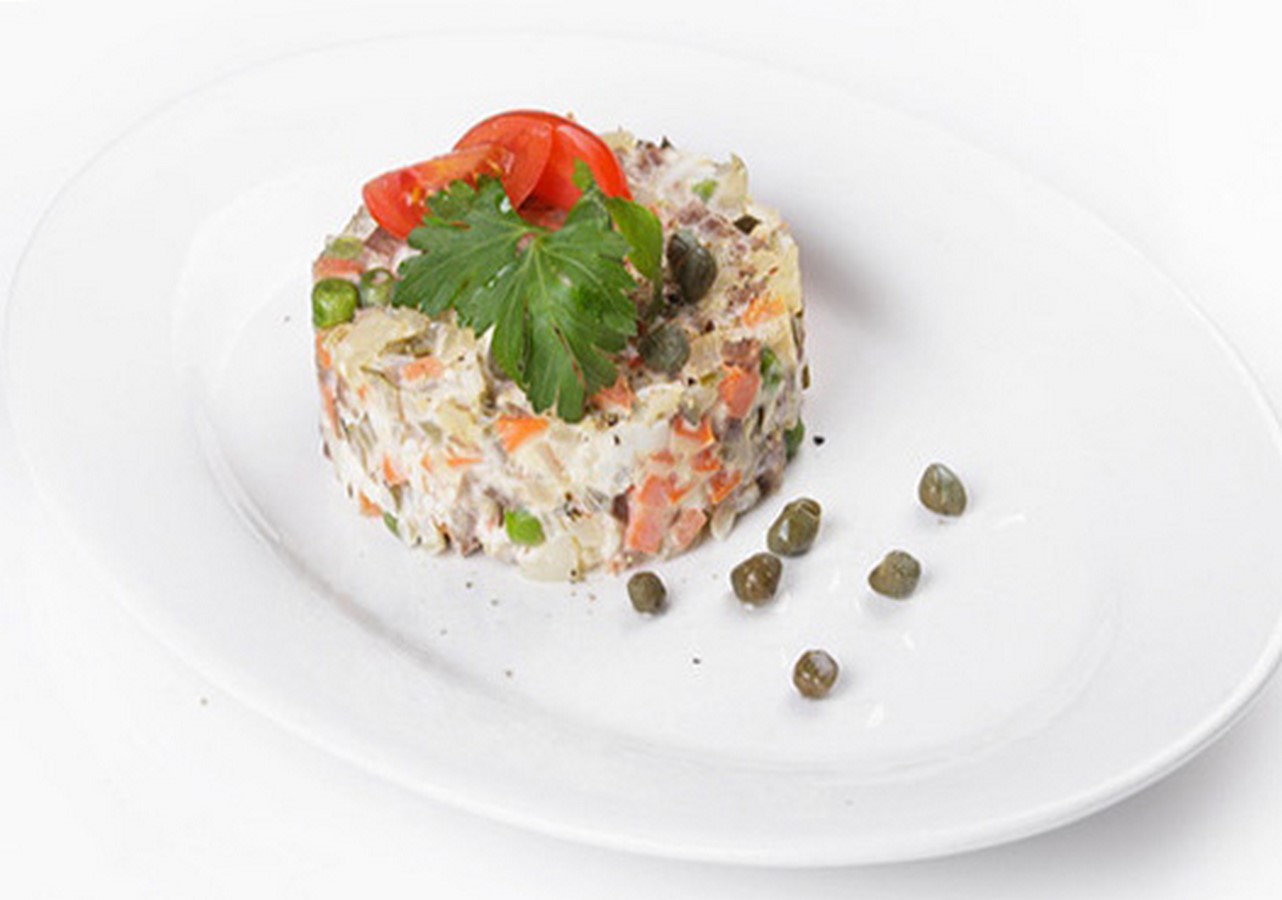 Салат "оливье" — 5 классических рецептов очень вкусных салатов