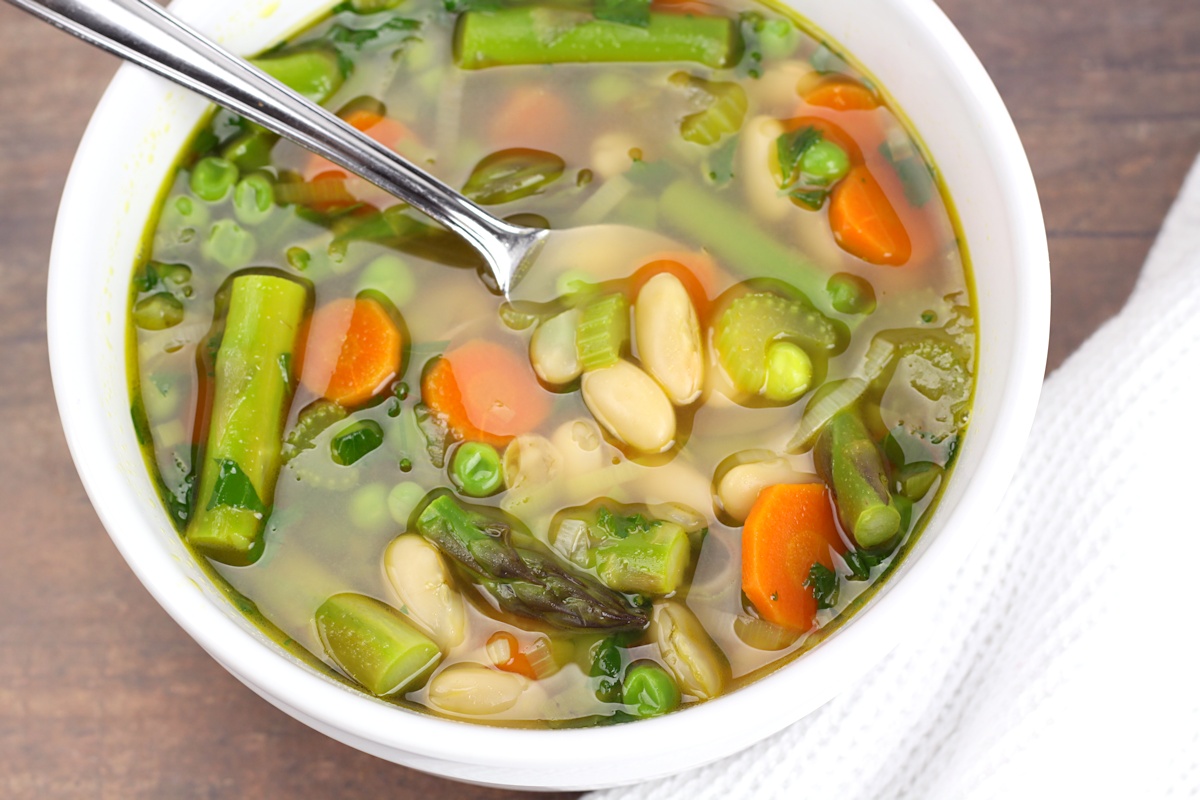 Суп со стручковой фасолью - прекрасное сочетание компонентов: рецепт с фото и видео