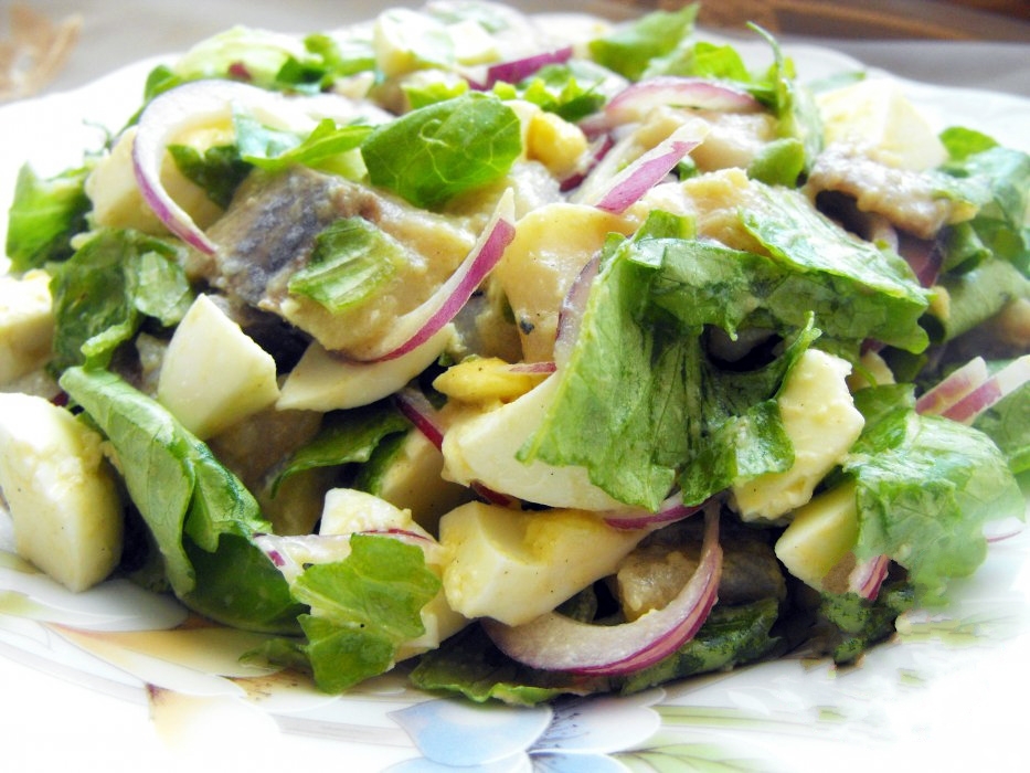 Салат с селедкой: рецепты с фото простые и вкусные