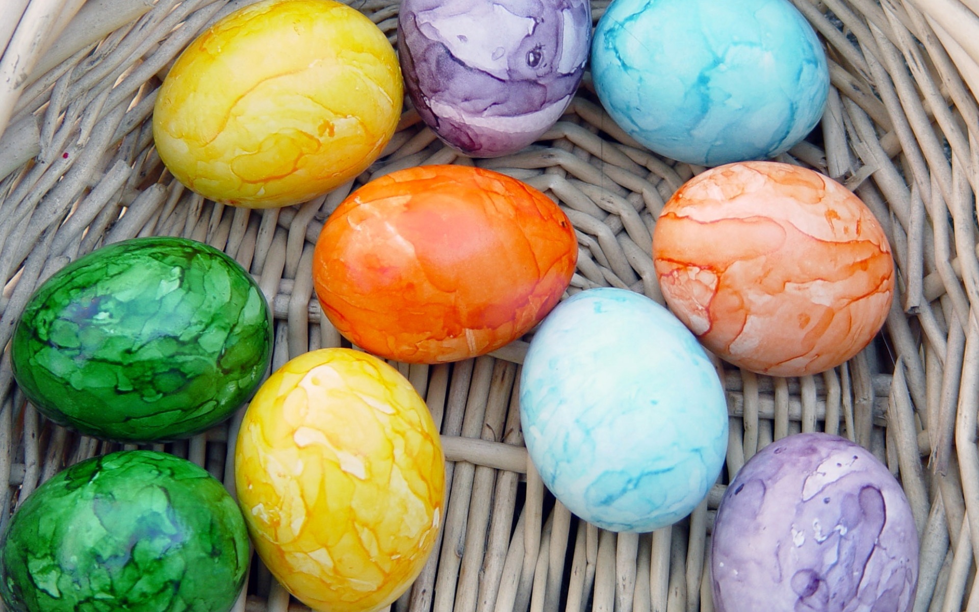 Мраморные яйца на пасху: 5 способов покраски своими руками