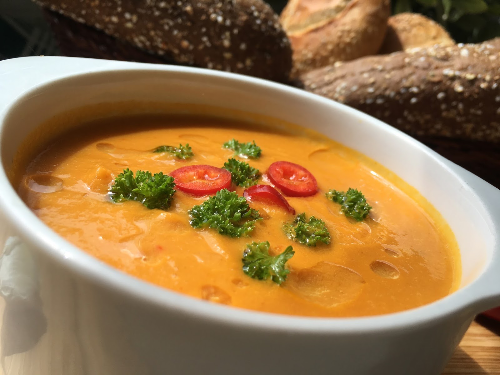 Суп-пюре из цветной капусты: 10 полезных рецептов