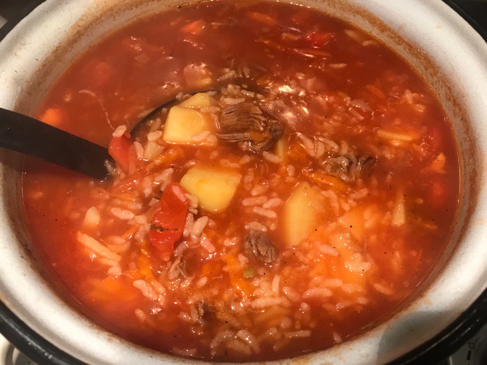 Суп с тушенкой – 7 пошаговых рецептов приготовления