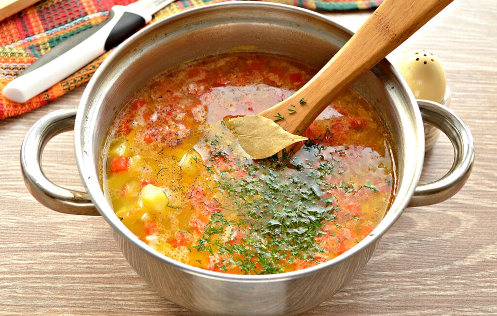 Сколько варится перец болгарский в супе