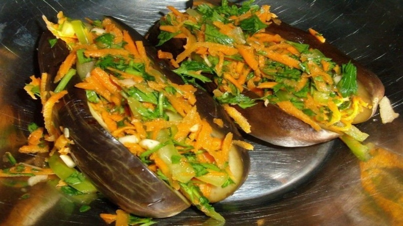 Квашеные баклажаны, фаршированные морковью и чесноком: как приготовить синенькие, начиненные овощами вкусно и просто