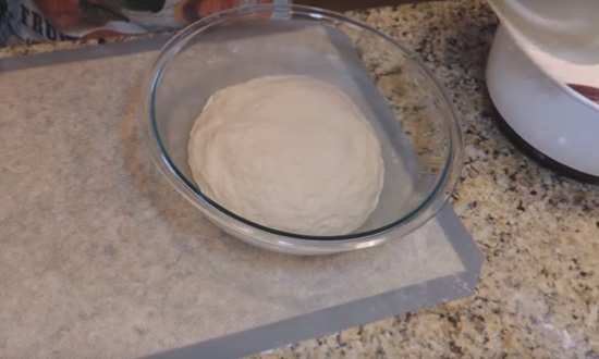 Пирог с луком - шалот