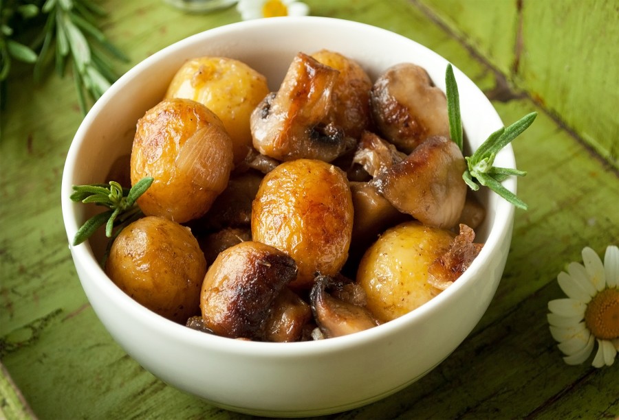 Тушеная картошка в мультиварке: 4 рецепта с фото