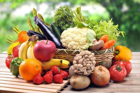 Как правильно хранить фрукты и ягоды: яблоки, бананы, авокадо, черешню, вишню, малину.