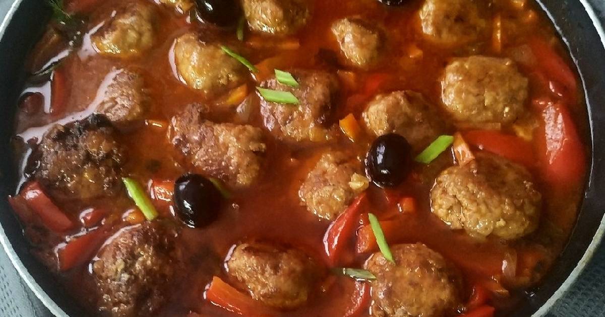 Фрикадельки в томатном соусе – 7 рецептов на сковороде, в духовке с фото пошагово