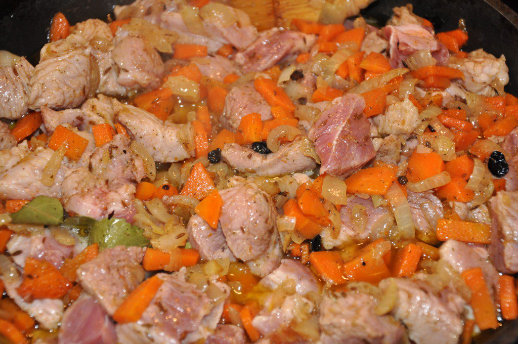 Как приготовить плов из свинины - простые рецепты
