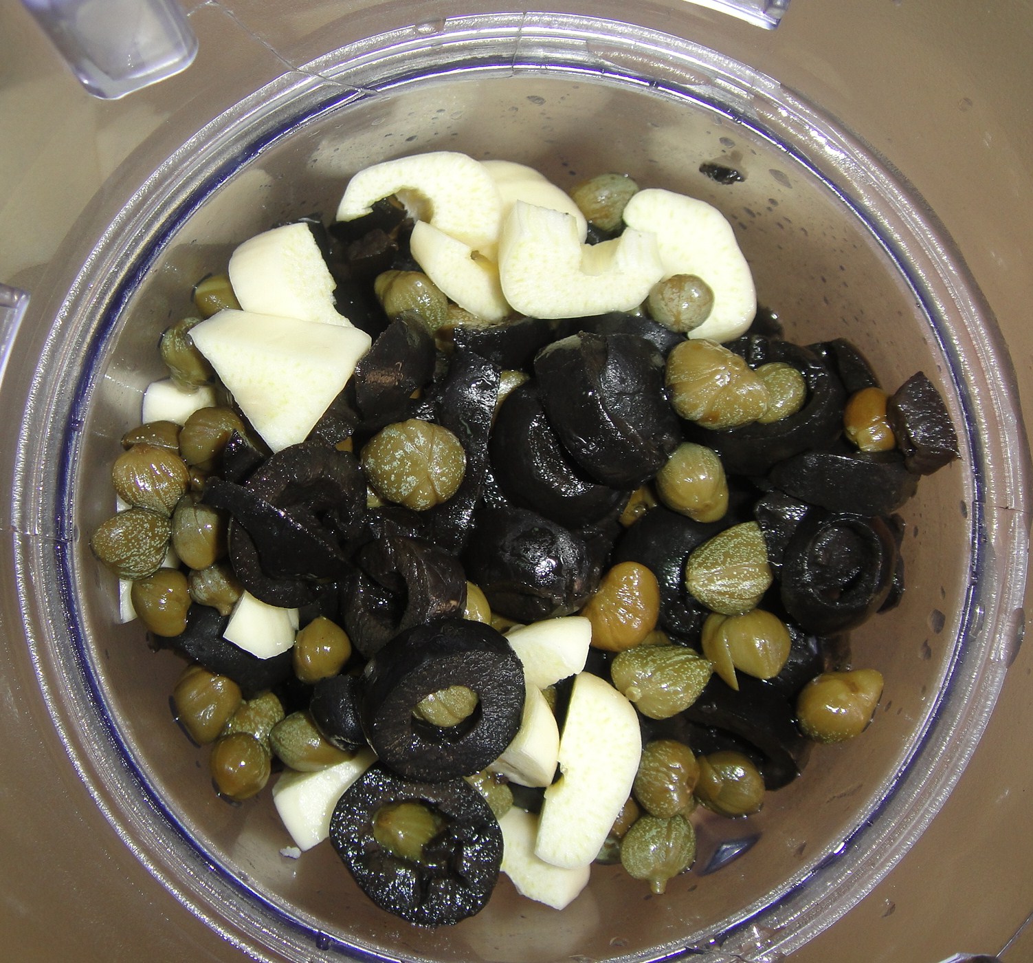 Салат с оливками и маслинами - 187 рецептов приготовления пошагово - 1000.menu
