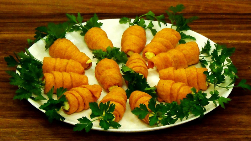 Слоёные трубочки "Морковка"