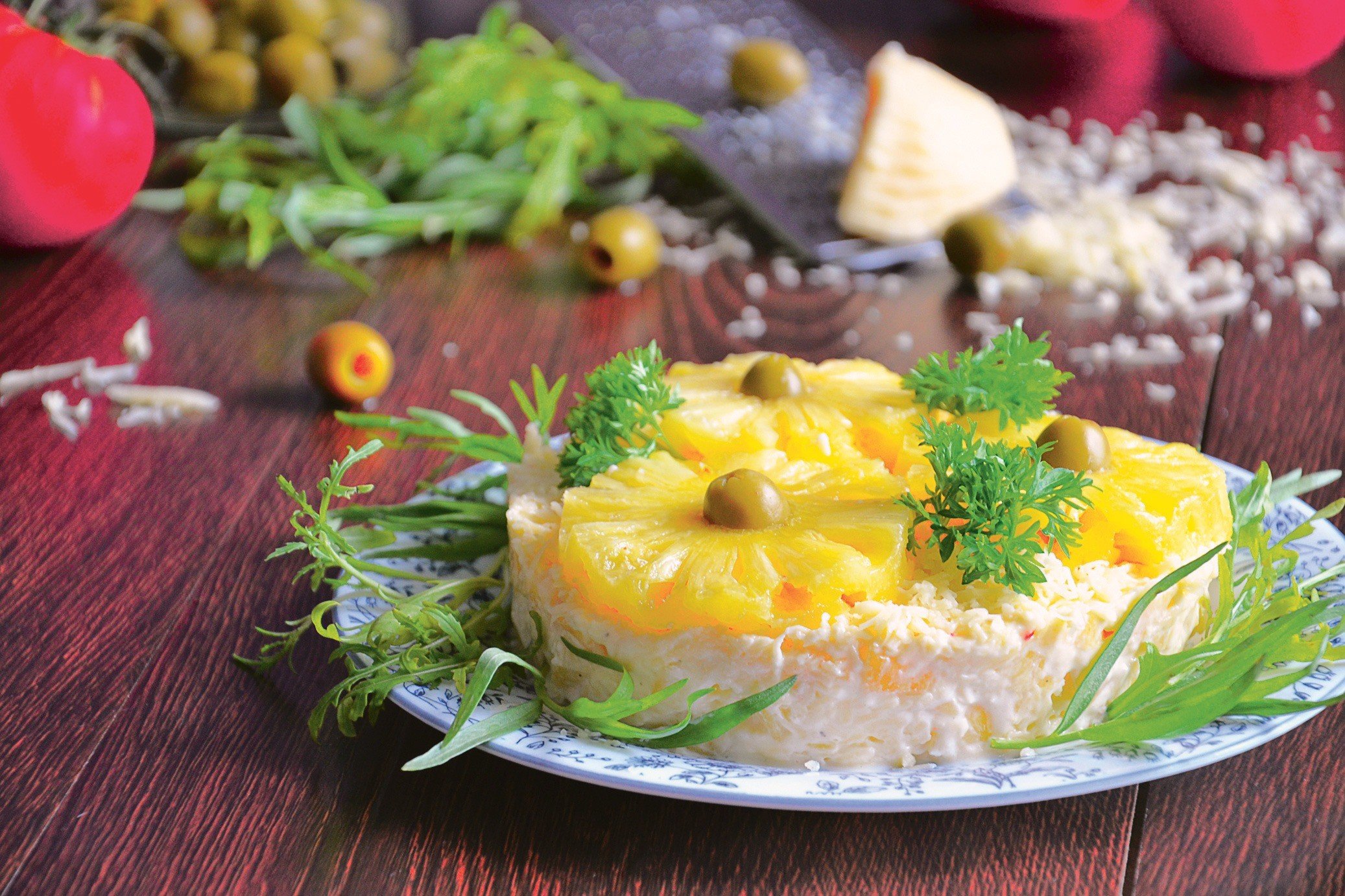 Салат с ананасом консервированным – 12 лучших рецептов