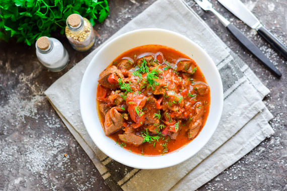 Суп из тушенки с картошкой и макаронными изделиями — быстрый рецепт