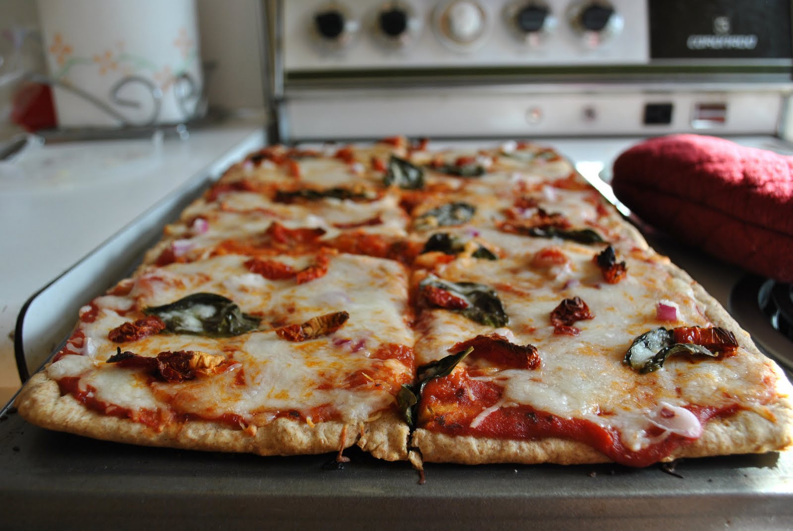 Тесто для пиццы как в пиццерии – 7 рецептов