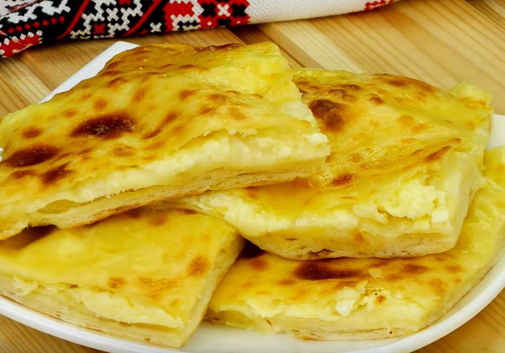 Хачапури с сыром – 10 простых и вкусных фото рецептов сырных хачапури