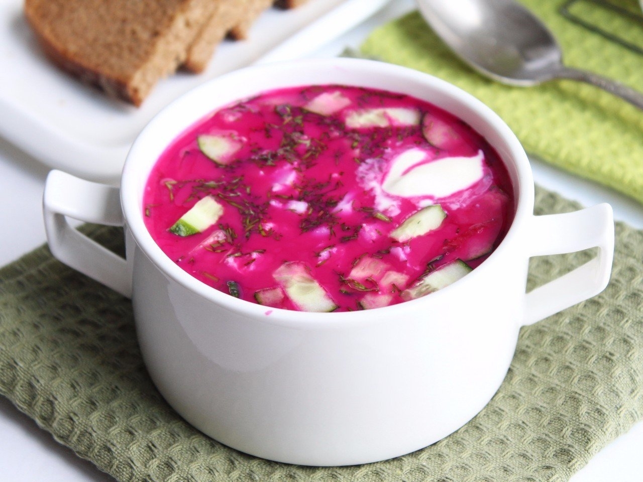 Свекольник - классические рецепты холодного супа