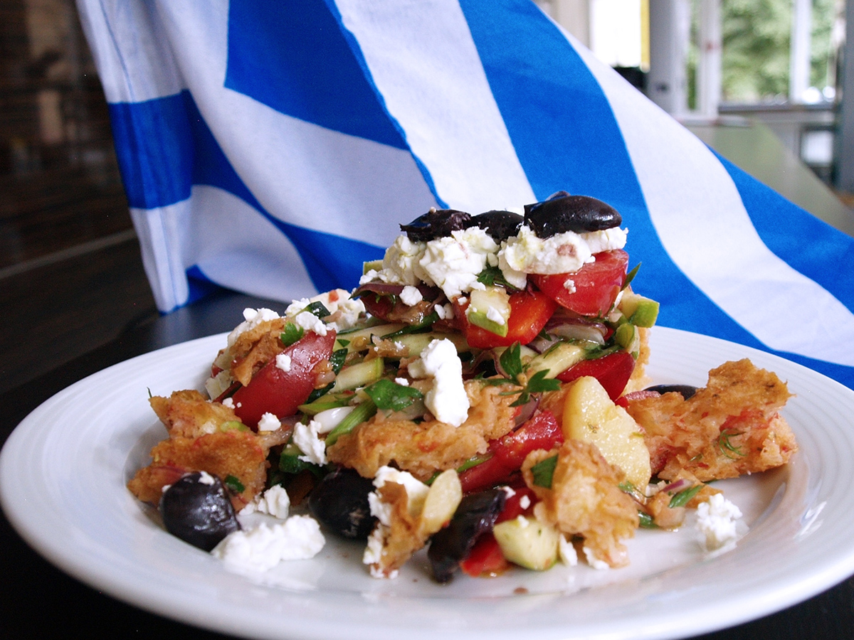 Рыба по-гречески – 6 рецептов, как приготовить в духовке, в мультиварке и на сковороде - rus-womens